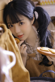 动漫美女露腿图片